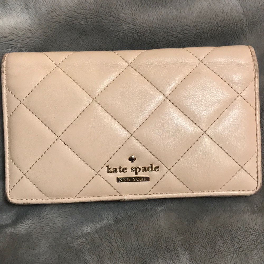 Kate Spade quilted wallet